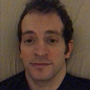 Meet your Posher, Ari